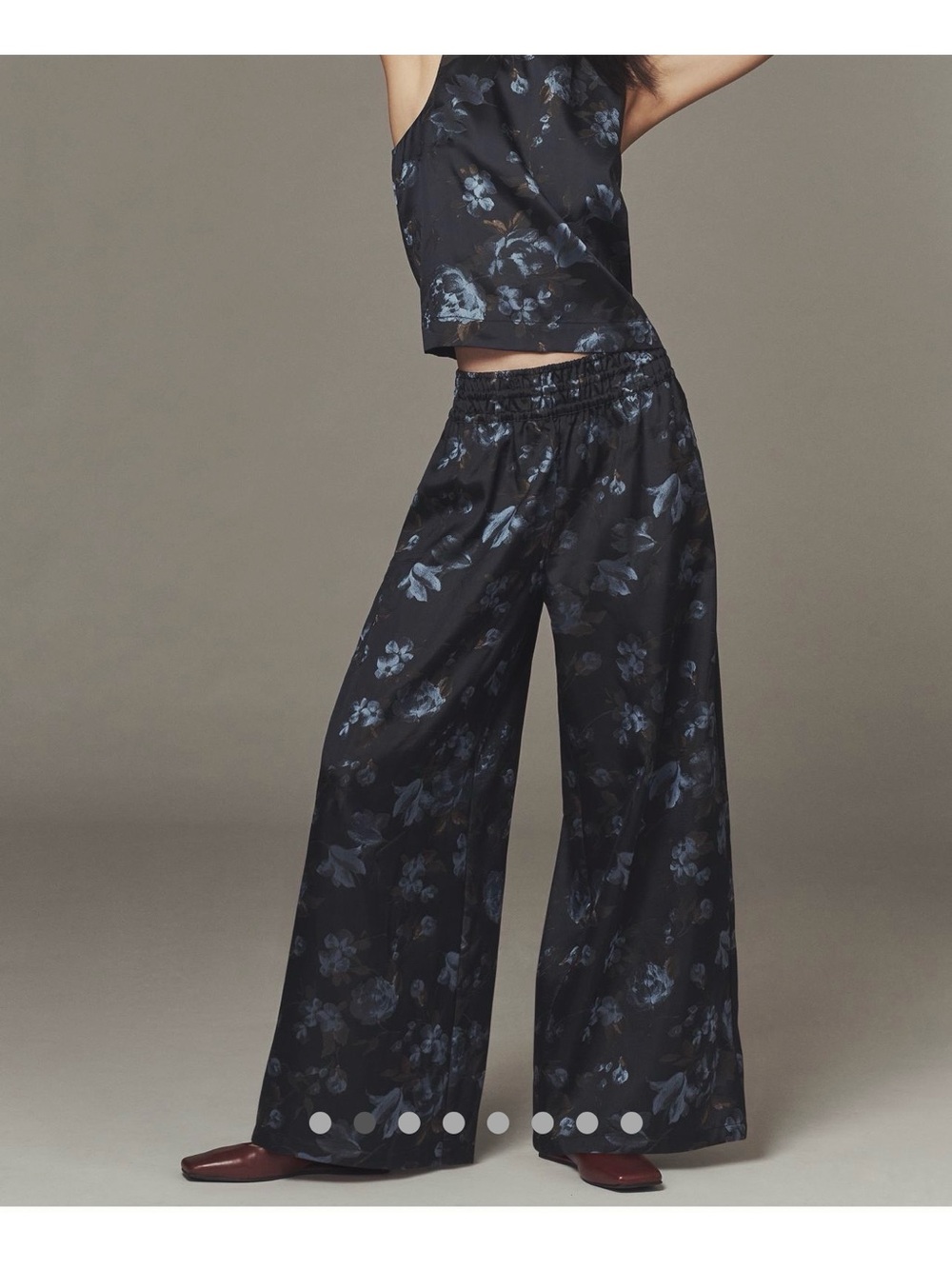 Anthropologie Somerset Jacquard wide leg pant. Top sold on different listing.